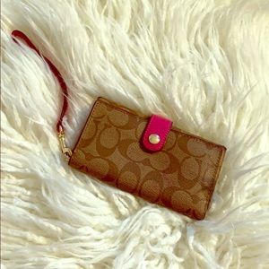 COACH wallet/wristlet